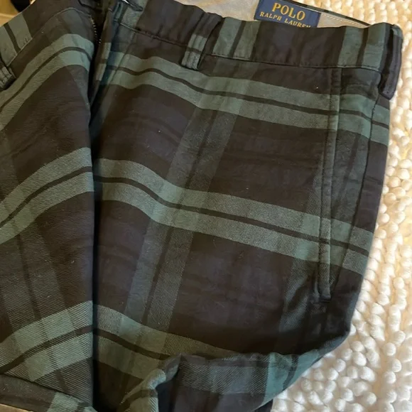 Polo by Ralph Lauren Men's Tartan Chinos - Black and Green - Picture 4 of 12